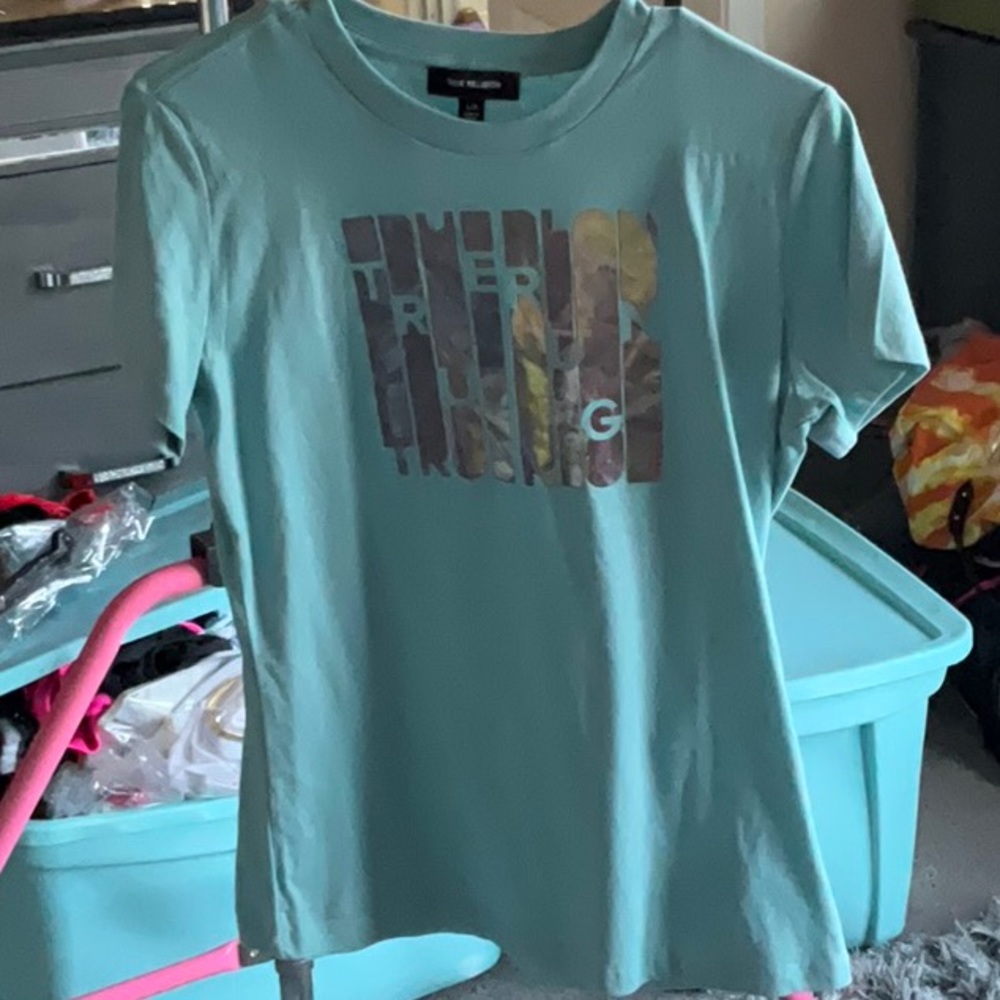 Light bluenTrue religion shirt